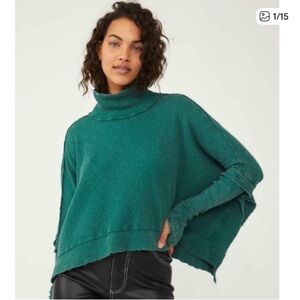 Free People We The Free Everglades Green Horseshoe Moon Daisy Thermal Top Sz.M